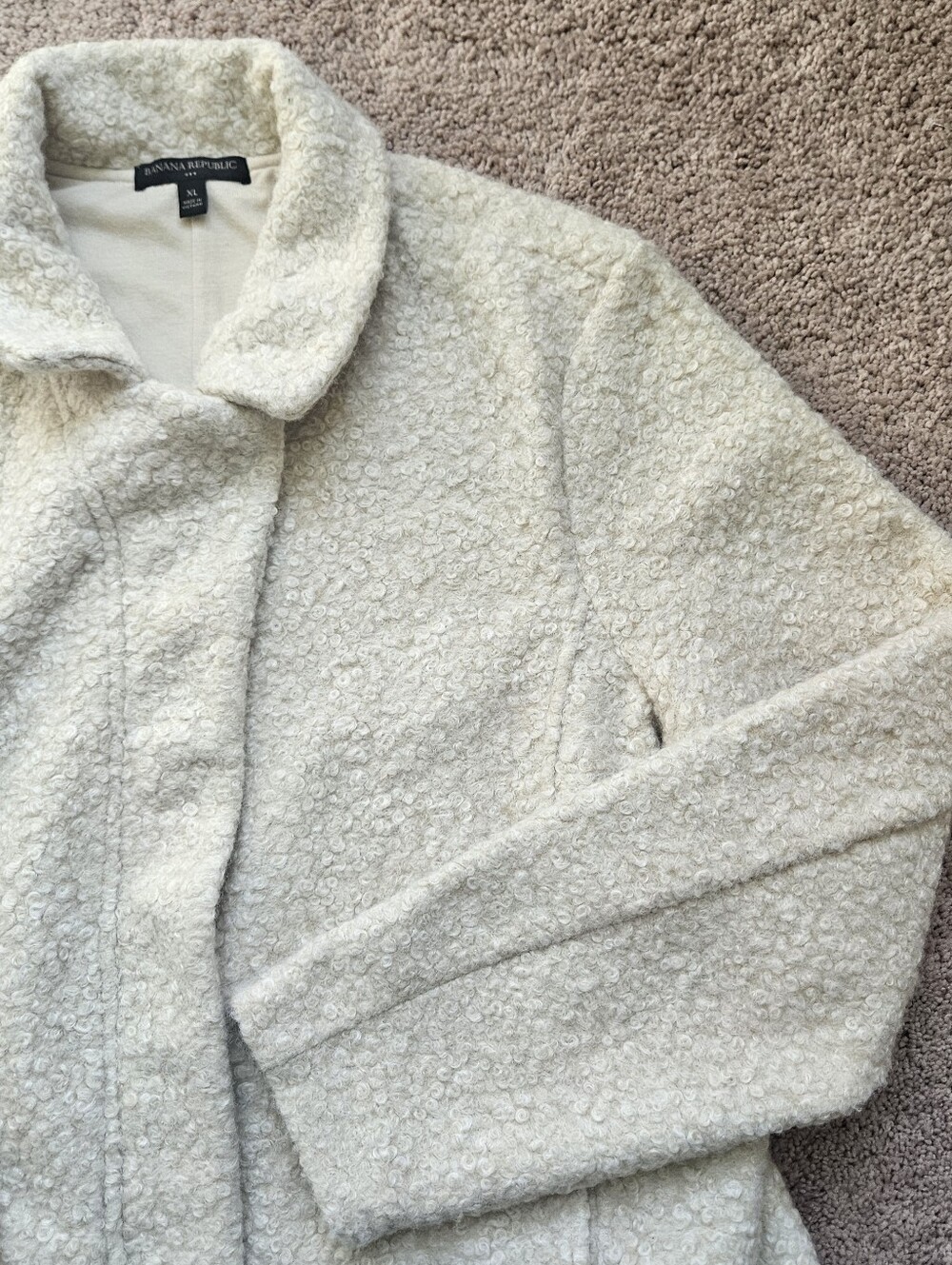 Banana Republic Boucle Sherpa Jacket Women XL Cream Color Full Zip Cropped Moto